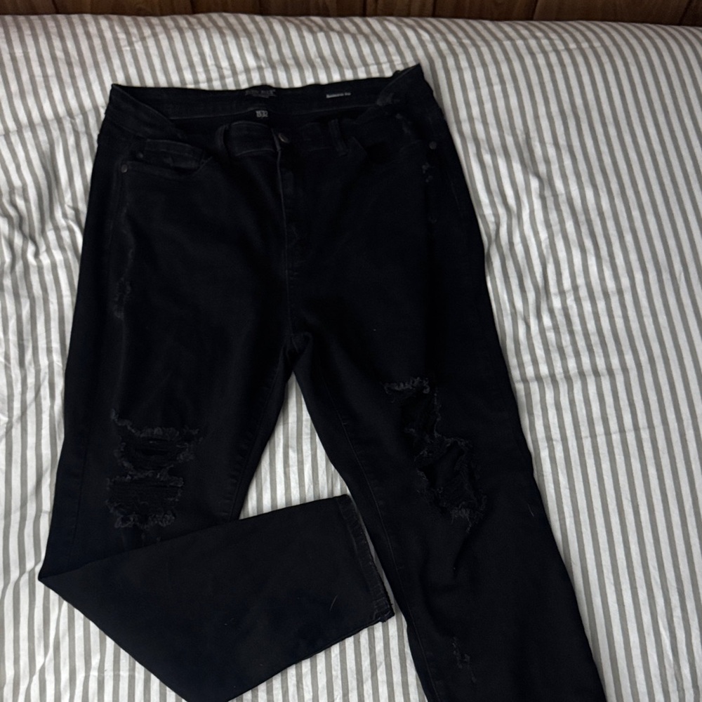Judy Blue Charcoal Distressed Boyfriend Fit Jeans